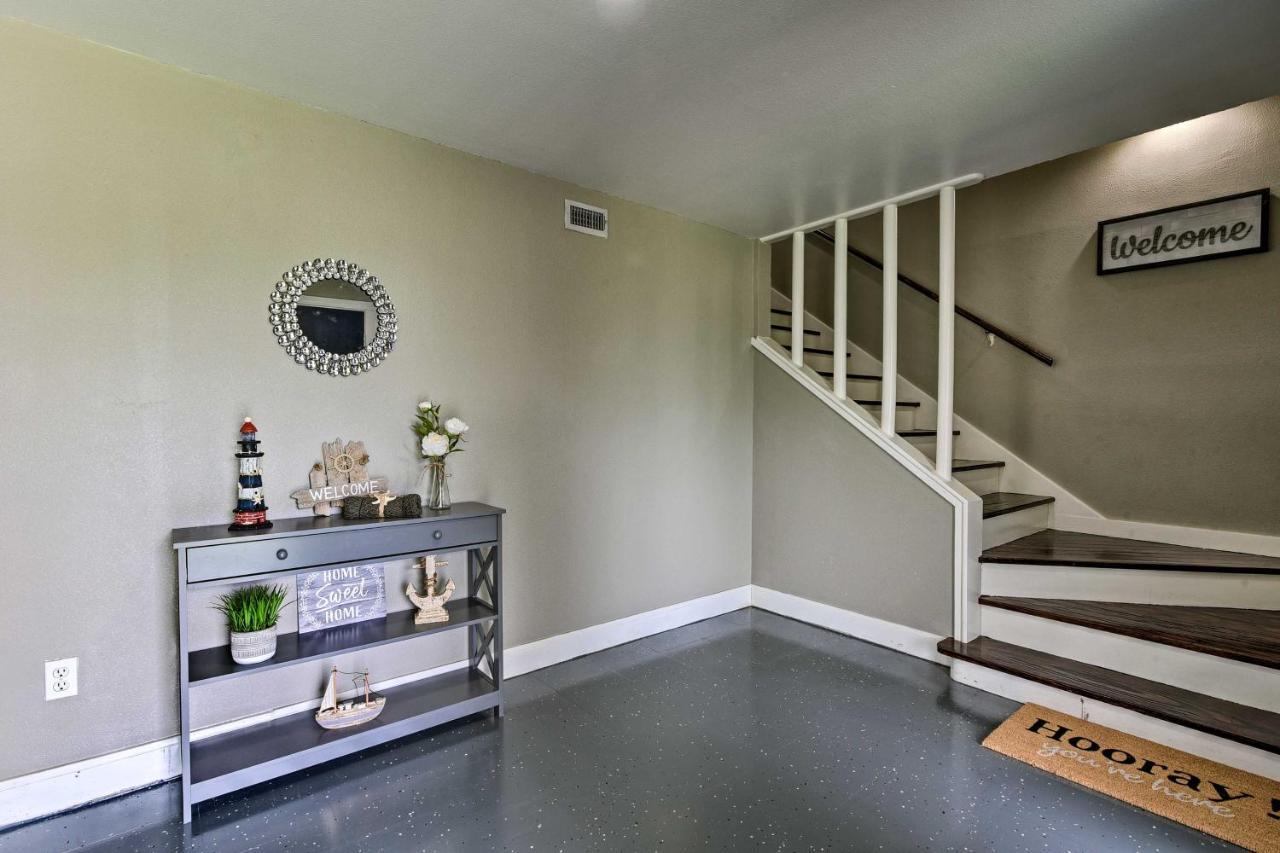 Spacious And Modern Family Duplex In Galveston! Eksteriør billede