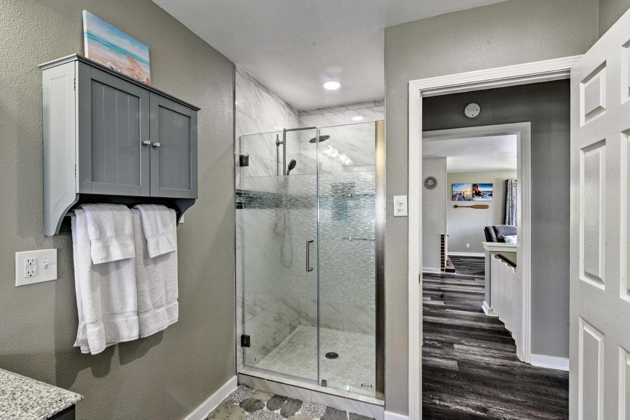 Spacious And Modern Family Duplex In Galveston! Eksteriør billede